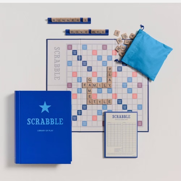 Library of Play : Scrabble - Picture 2 of 6